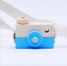 Load image into Gallery viewer, Cute Baby Toys Mini Hanging Wooden Camera Photography Toys for Kids Montessori Toy Gift Children Wooden DIY Presents