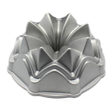 Load image into Gallery viewer, Aluminum Cake Mold Cake And Mousse Baking Tool Double Sided Gauze Cake Mold Tool Cake Pan Non Stick Shaped Tube Pan For Kitchen